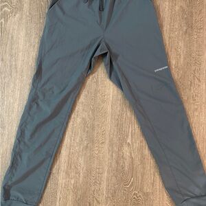 Patagonia Pants Mens XS Gray Terrebonne Trail Joggers Hiking Running
